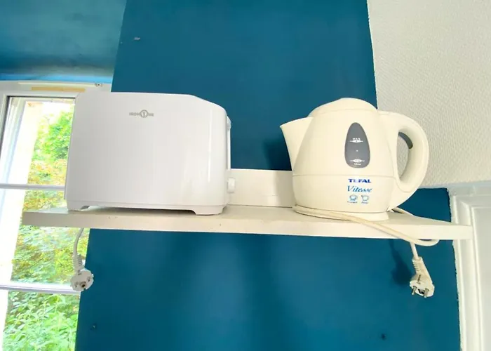 La Comedie - Centre - La Conciergerie. * ポアティエ