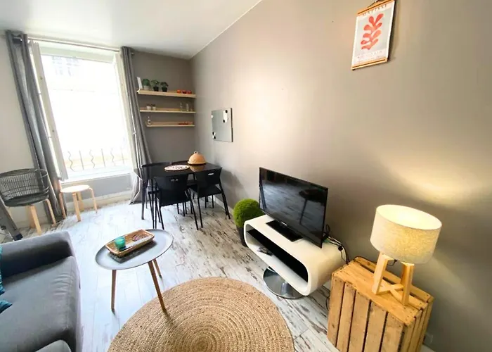 La Comedie - Centre - La Conciergerie.