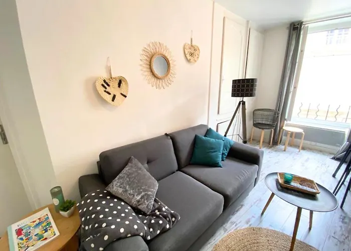 La Comedie - Centre - La Conciergerie. アパート *